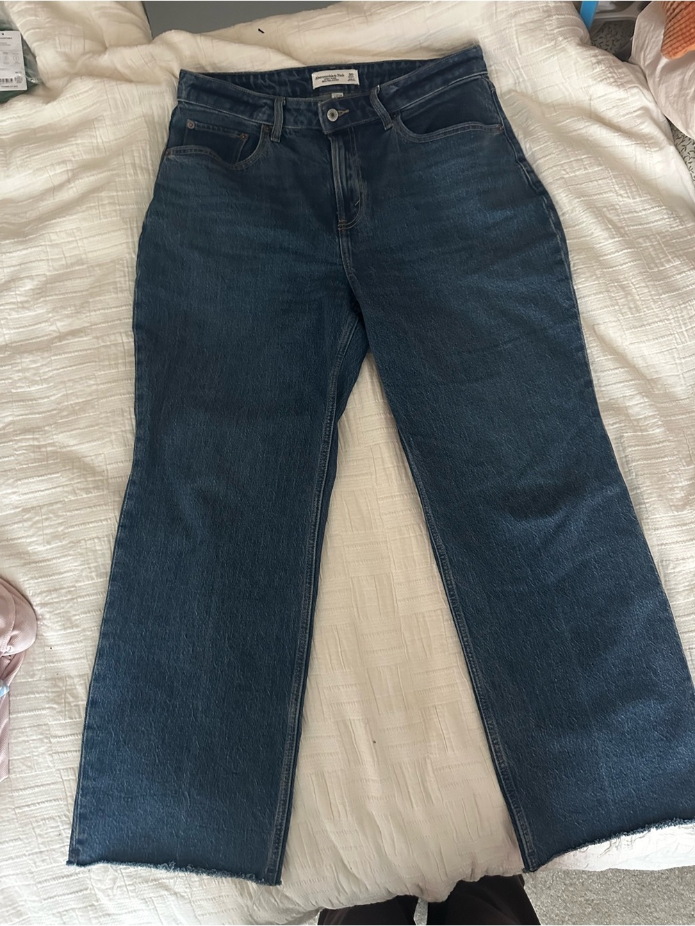 Abercrombie & Fitch Curve Love High-Rise Straight-Leg Jeans - Dark Blue